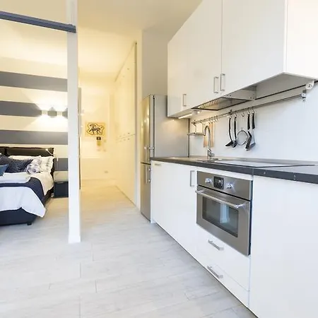 Dante Private Parking Apartmán *