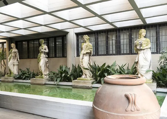 Dante Private Parking *