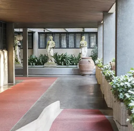 Dante Private Parking